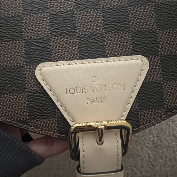 *Discontinued* Louis Vuitton BEAUMARCHAIS Handbag - Picture 3 of 8